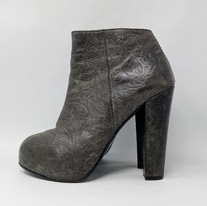 Mini Market Dark Gray/Brown Leather, Embossed Floral Design Heeled Boots, Sz 38.